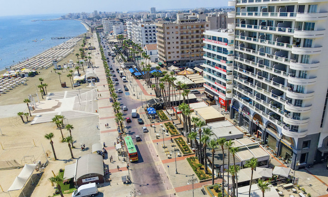 Foinikoudes (Palm Tree) Promenade