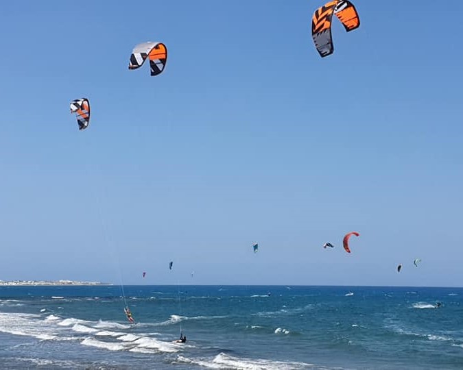Thrilling Kitesurfing